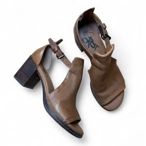OTBT Brown Leather Heels - Women’s Sandals US Size 8.5 M